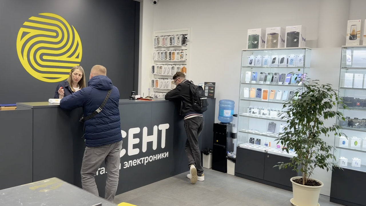 Самовывоз смартфона из пункта выдачи в Москве с проверкой устройства